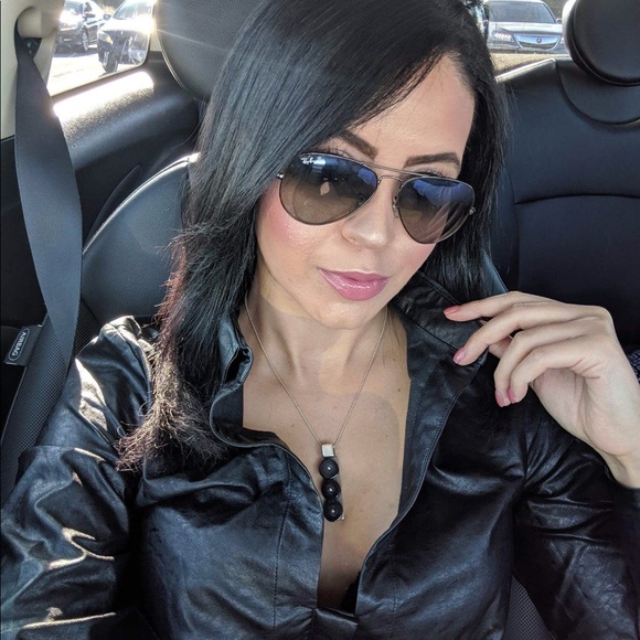 Meet your Posher, Marlene - Picture 1 of 1